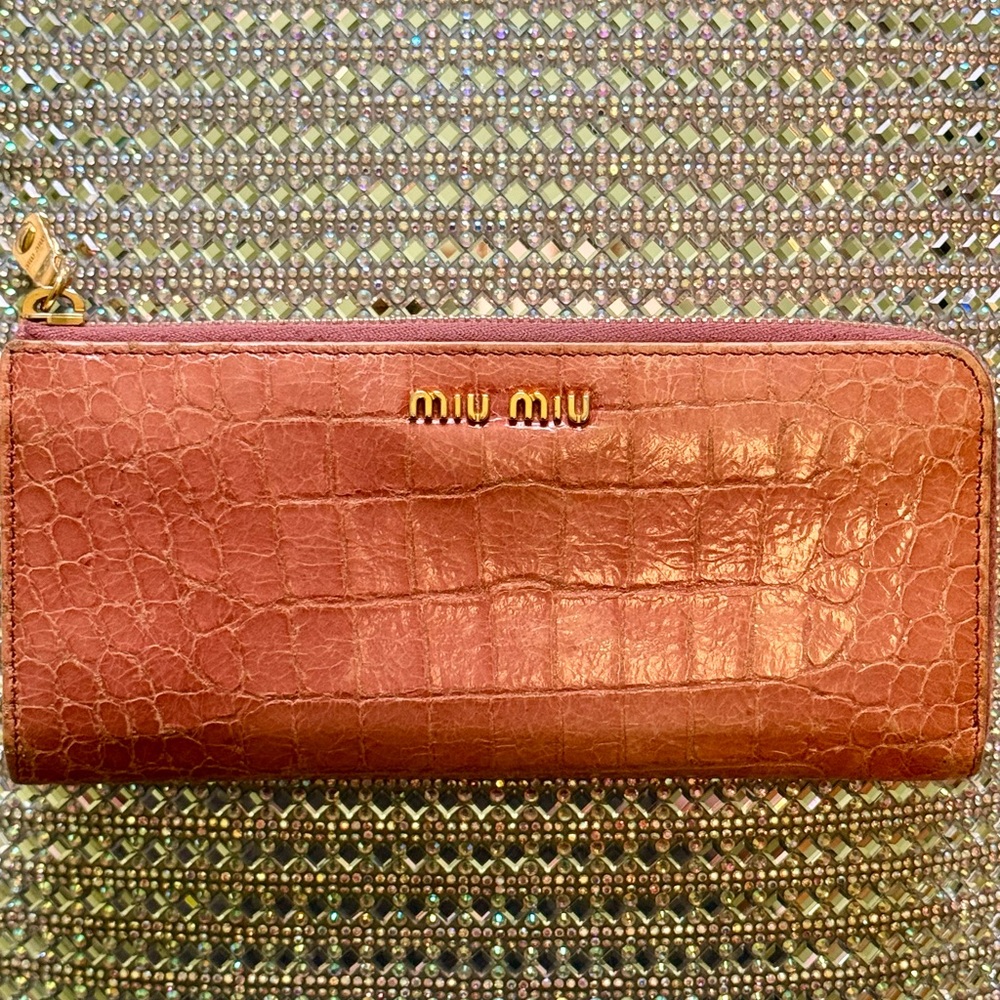 MIU MIU 🍑 Pink Peach Continental Soft Croc Italian Leather Long Zipper Wallet - Picture 13 of 14